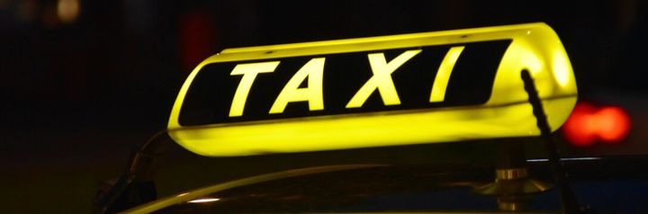 Jak założyć firmę taksówkarską?